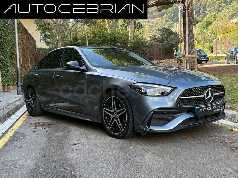 Usado Mercedes C220 200 CV (147 kW) 2022 Gris / plata Berlina