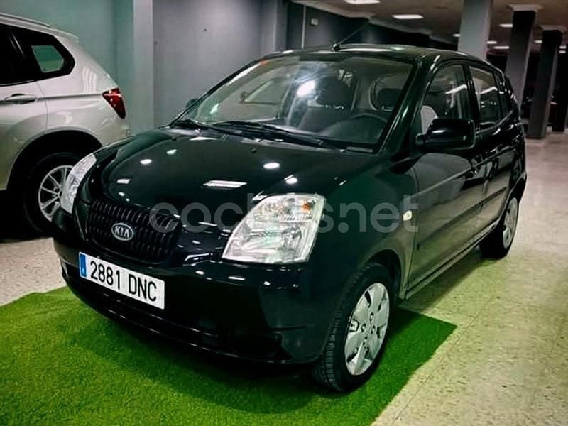Negro Usado 2004 Kia Picanto LX Utilitario | 2999 € (Precio justo) - Imagen 1/4