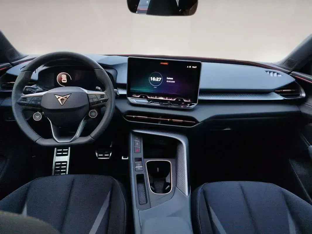 Käytetty Cupra Terramar 150 HP (110 kW) 2025 Harmaa Katumaasturi