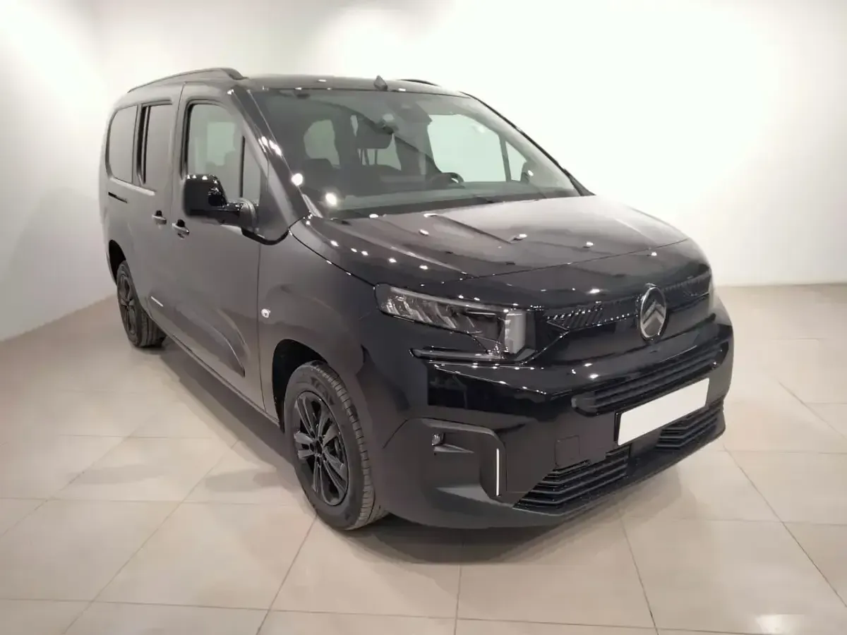 Usado Citroën Berlingo 130 CV (95 kW) 2024 Negro Monovolumen