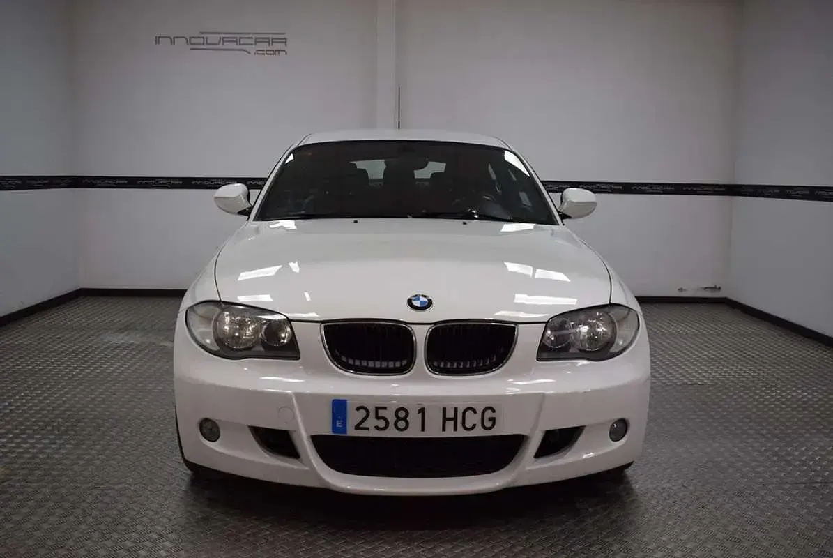 Usado BMW 116 116 CV (85 kW) 2011 Blanco Utilitario