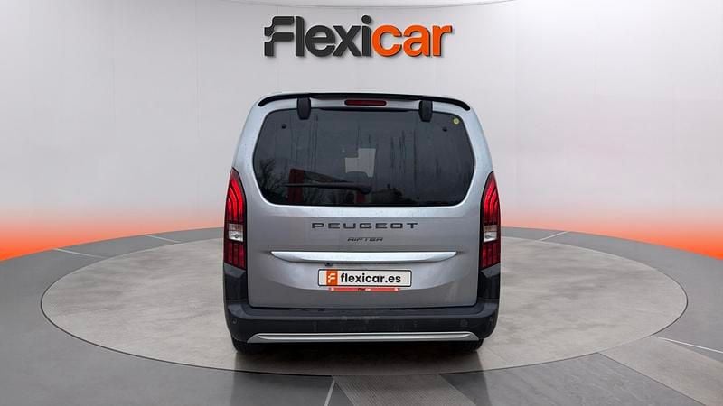 Usado Peugeot Rifter Allure 131 CV (96 kW) 2025 Gris Monovolumen