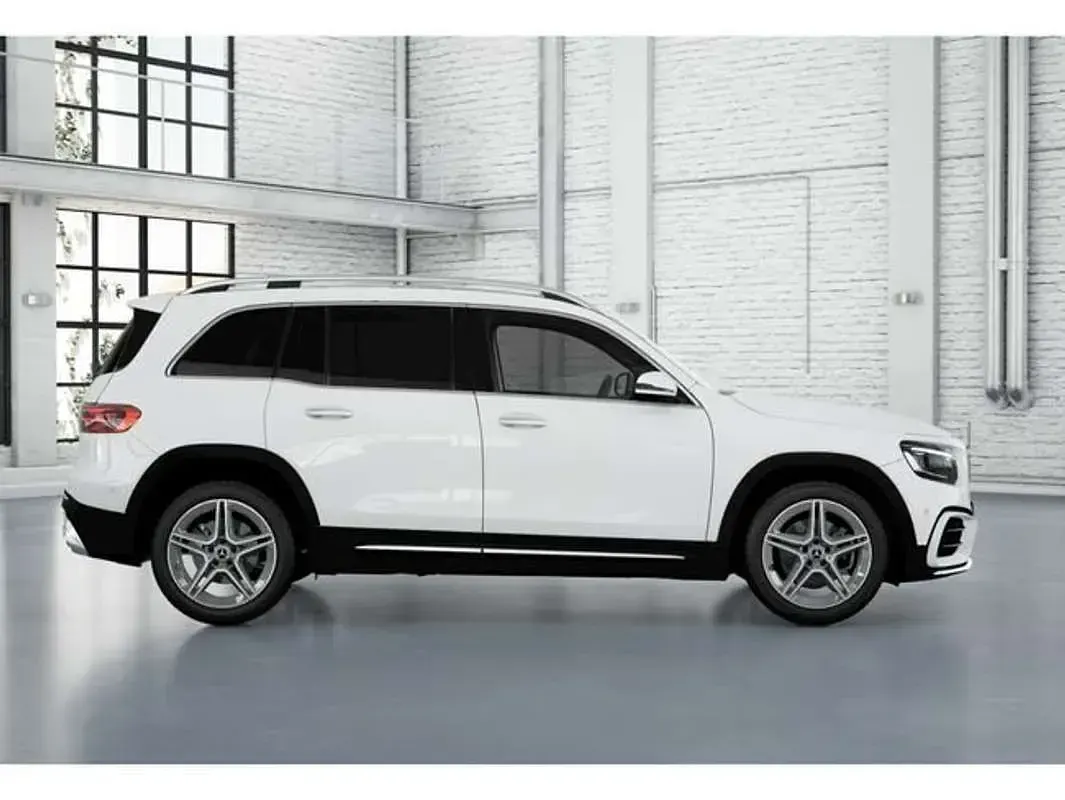 Usado Mercedes GLB200 150 CV (110 kW) 2024 Blanco SUV
