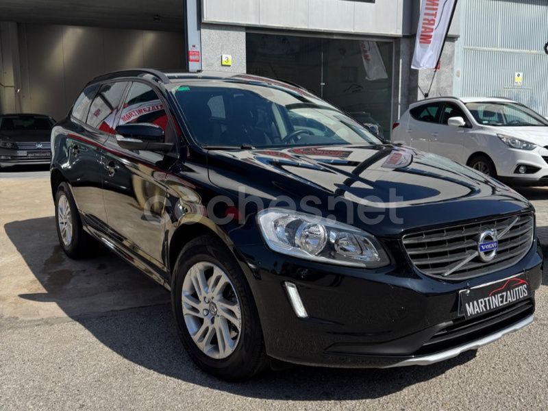 Negro Usado 2016 Volvo XC60 Kinetic SUV | 18.000 € (Precio justo) - Imagen 1/4
