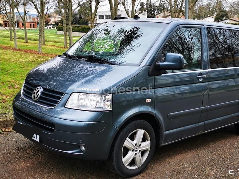 Usado VW Multivan United 130 CV (95 kW) 2008 Gris / plata Monovolumen