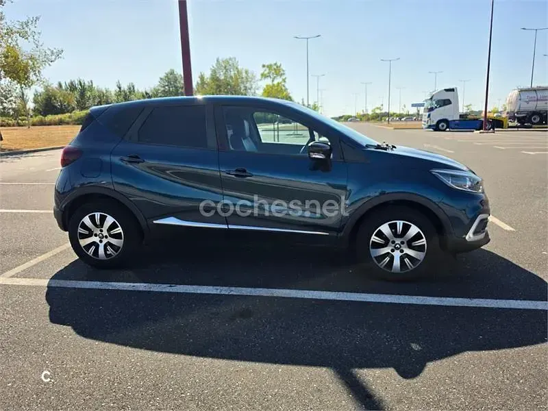 Usado Renault Captur LIMITED 90 CV (66 kW) 2019 Azul SUV
