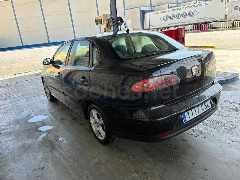 Usado Seat Ibiza FR 105 CV (77 kW) 2013 Negro Berlina