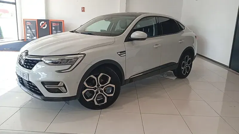 Usado Renault Arkana Techno 140 CV (102 kW) 2023 Blanco SUV