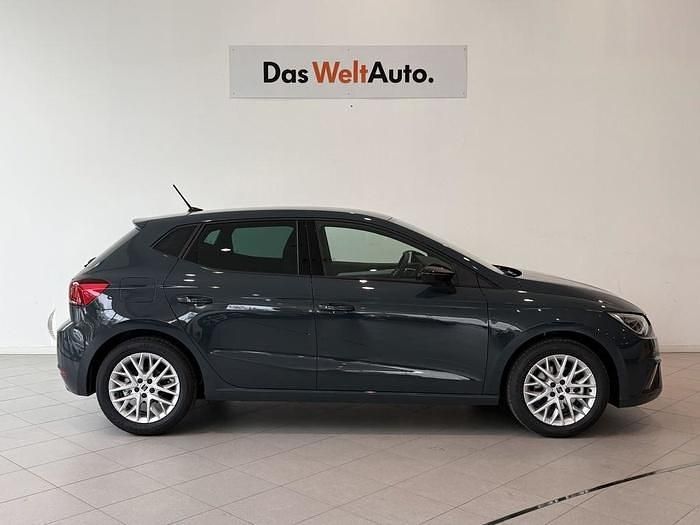 Usado Seat Ibiza Style 80 CV (58 kW) 2025 Azul Utilitario
