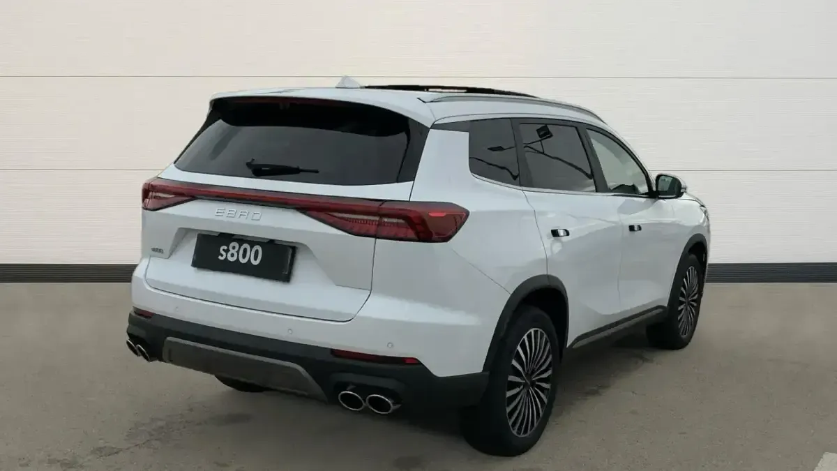 Nuevo Ebro s800 Luxury 147 CV (108 kW) 2025 Blanco SUV