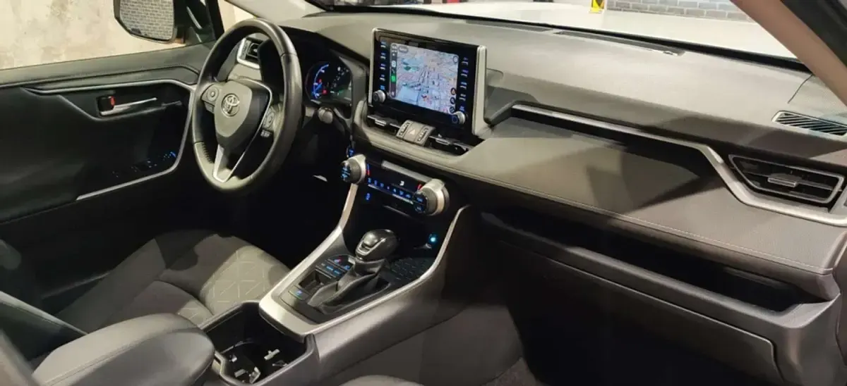 Usado Toyota RAV4 Hybrid Advance 222 CV (163 kW) 2022 Blanco SUV