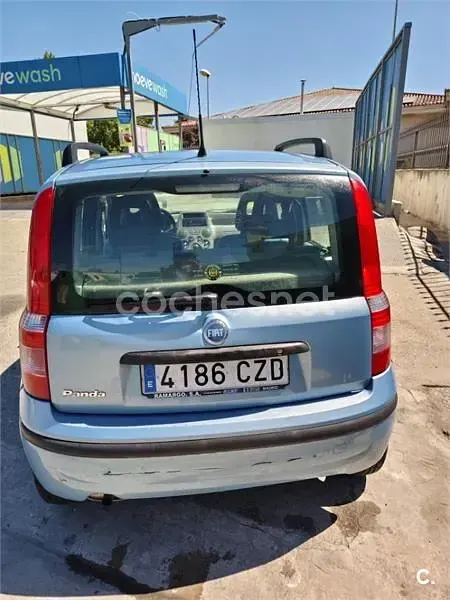 Usado Fiat Panda Dynamic 60 CV (44 kW) 2004 Azul Utilitario