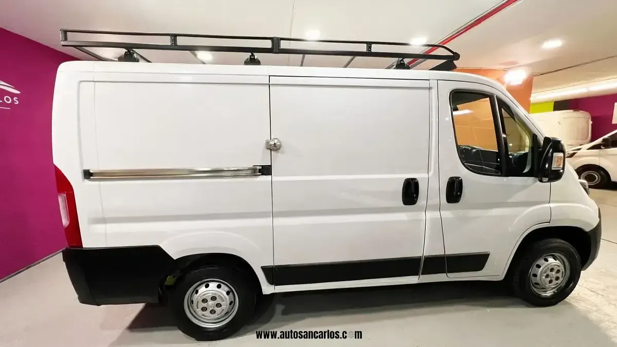 Usado Peugeot Boxer S 120 CV (88 kW) 2021 Blanco Van