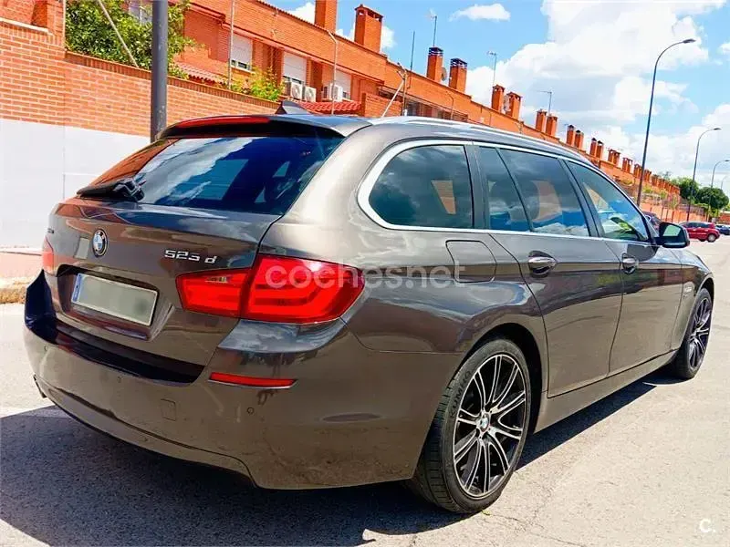 Occasion BMW 525 Comfort Edition 218 PK (160 kW) 2013 Bruin Stationwagen