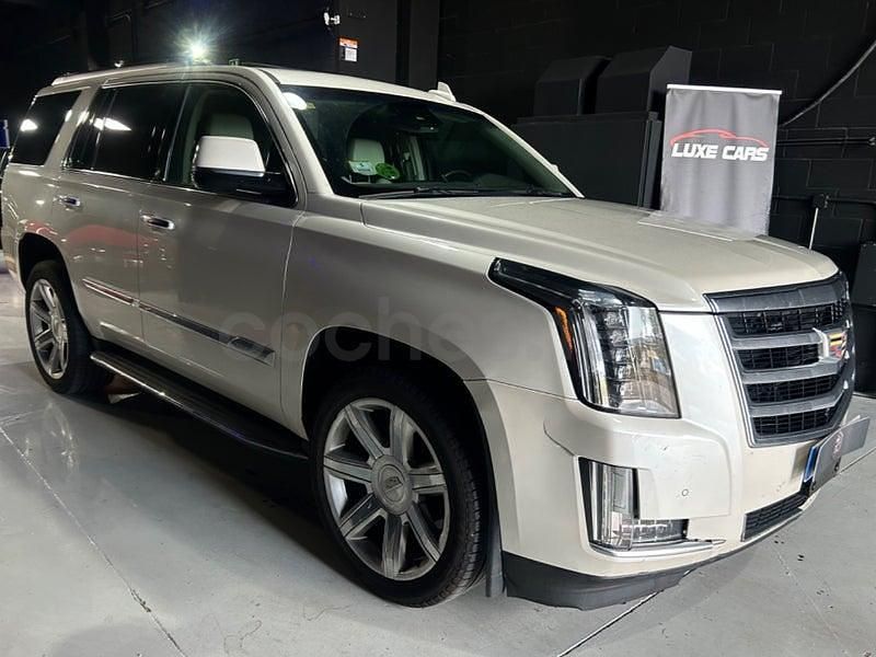 Usado Cadillac Escalade 431 CV (317 kW) 2019 SUV