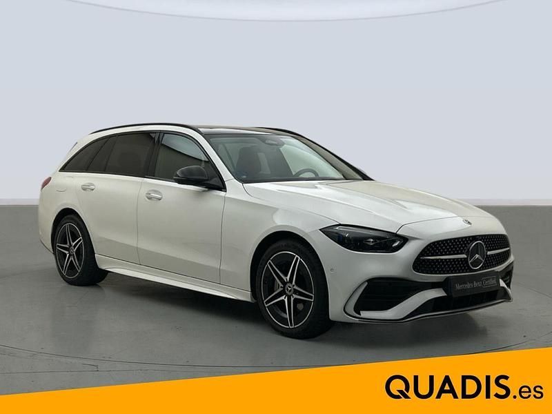 Usado Mercedes C300e 313 CV (230 kW) 2022 Blanco Familiar