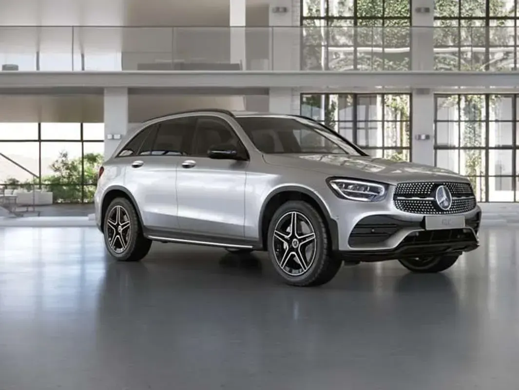 Usado Mercedes GLC220 170 CV (125 kW) 2022 Plateado SUV