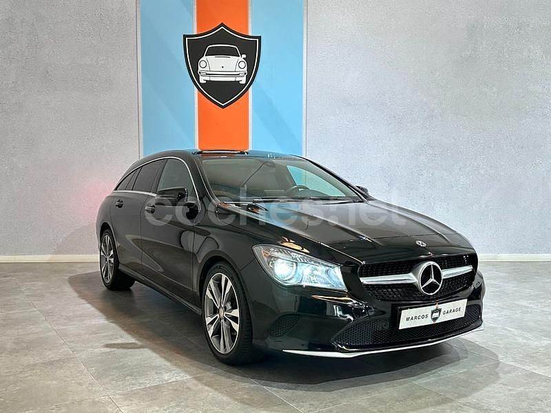 Negro Usado 2018 Mercedes CLA200 Shooting Brake Familiar | 15.990 € (Buen precio) - Imagen 1/4