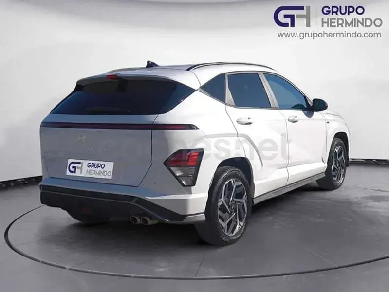 Usado Hyundai Kona N Line 120 CV (88 kW) 2024 Blanco SUV