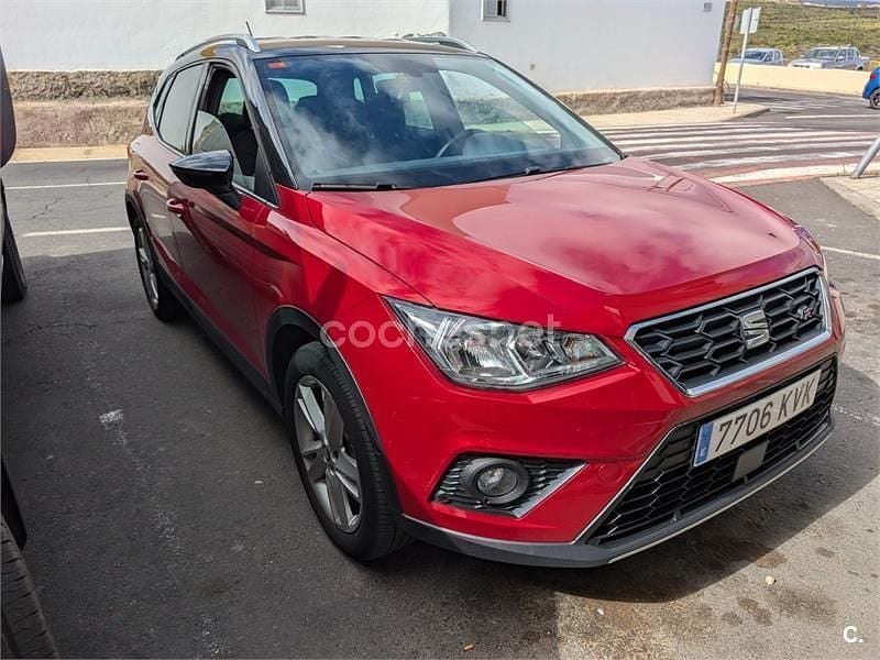 Usado Seat Arona Ecomotive 115 CV (84 kW) 2019 Rojo SUV