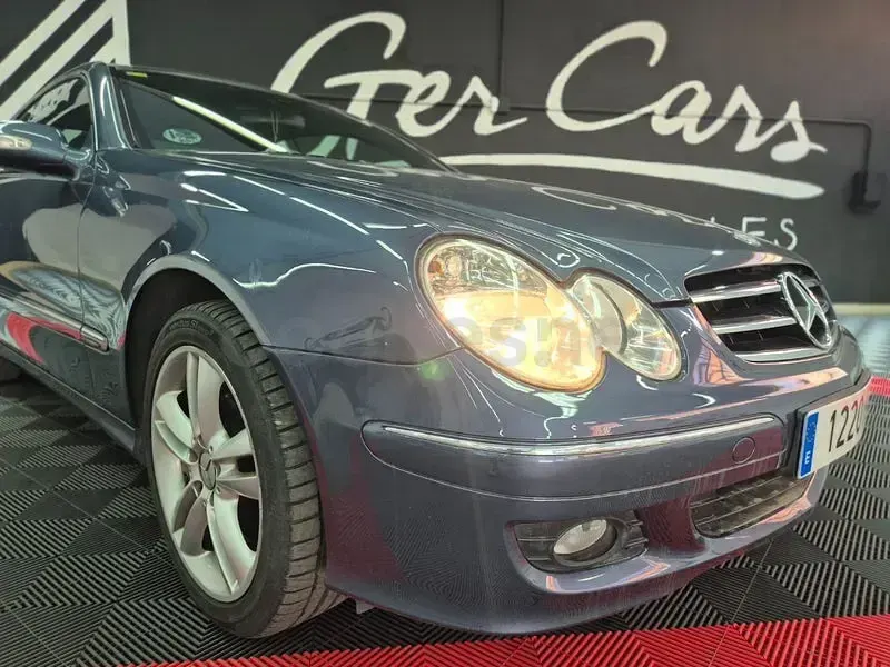 Occasion Mercedes CLK320 Avantgarde 224 PK (164 kW) 2006 Grijs Coupé