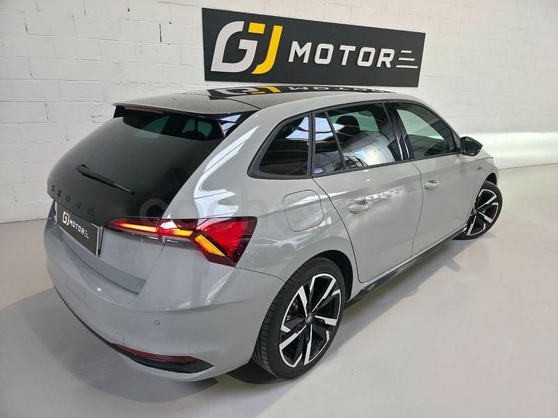 Usado Skoda Scala Monte Carlo 150 CV (110 kW) 2025 Gris / plata Utilitario