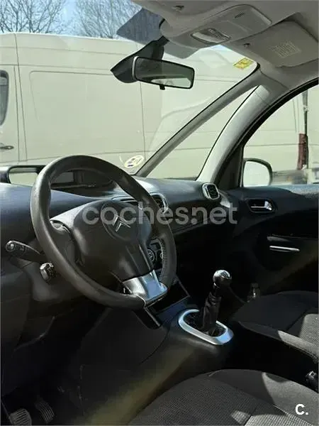 Usado Citroën C3 Picasso Seduction 92 CV (67 kW) 2010 Negro Monovolumen
