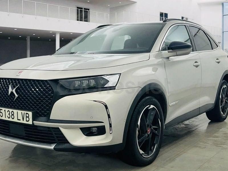 Usado DS Automobiles DS7 Crossback 131 CV (96 kW) 2021 Gris / plata SUV