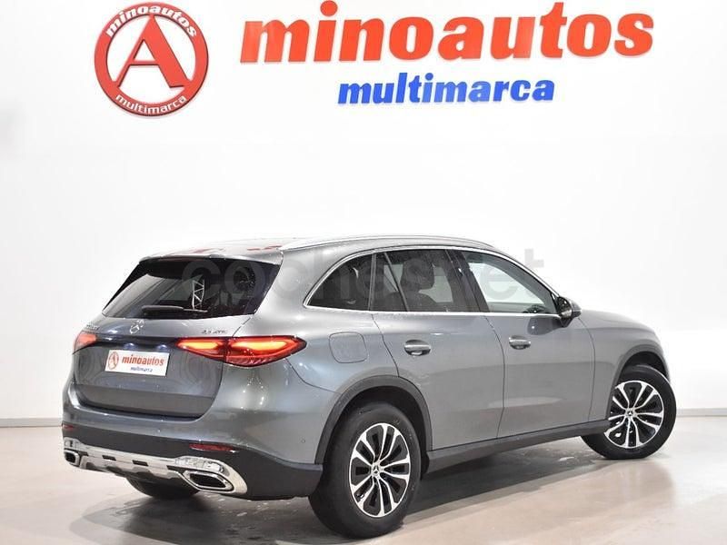 Usado Mercedes GLC220 194 CV (142 kW) 2023 Gris / plata SUV