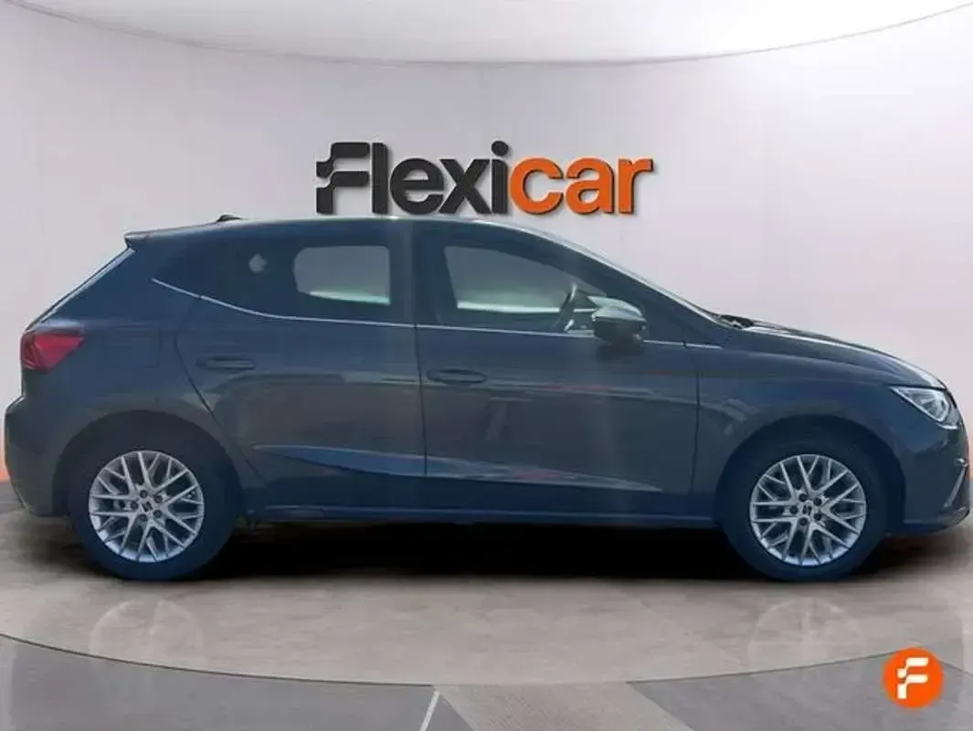 Usado Seat Ibiza XCELLENCE 116 CV (85 kW) 2024 Azul Utilitario