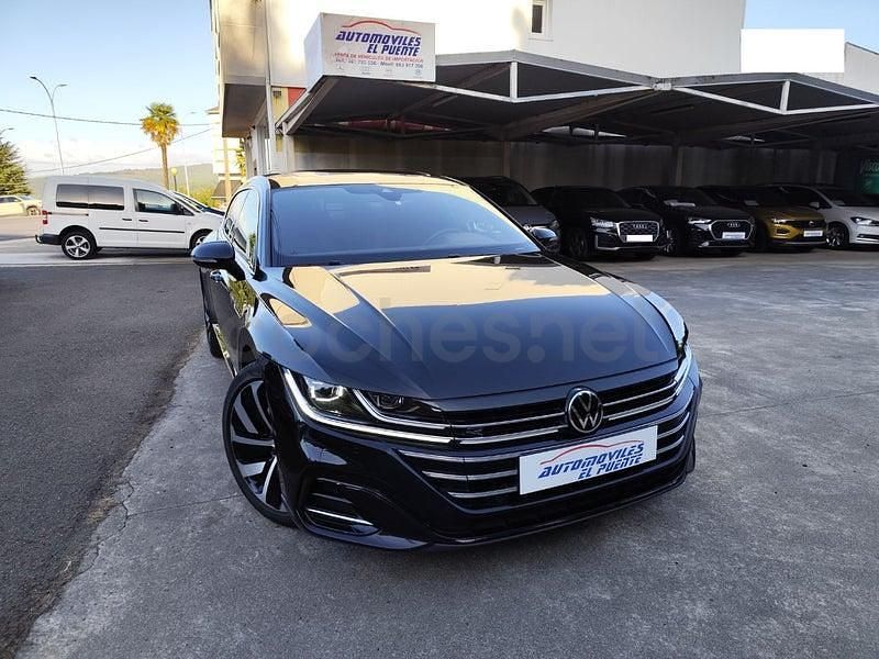 Usado VW Arteon R-line 150 CV (110 kW) 2023 Negro Familiar