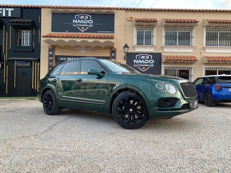 Usado Bentley Bentayga 449 CV (330 kW) 2019 Verde SUV