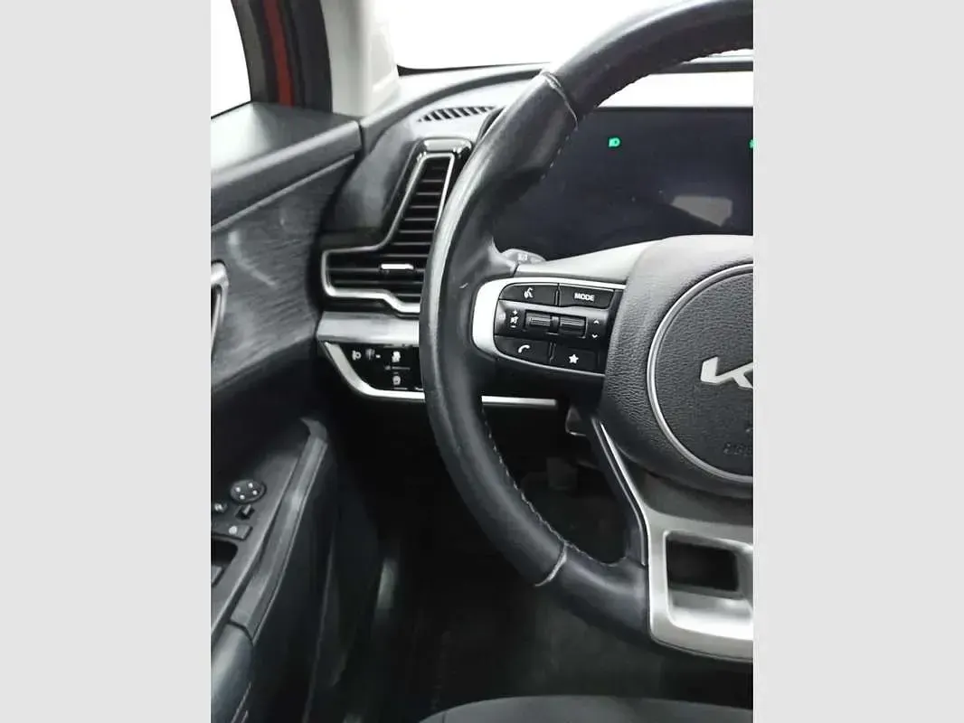 Usado Kia Sportage 215 CV (158 kW) 2024 Rojo SUV