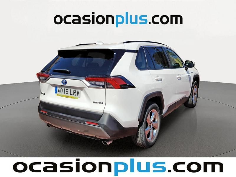 Usado Toyota RAV4 Advance 218 CV (160 kW) 2021 Blanco SUV