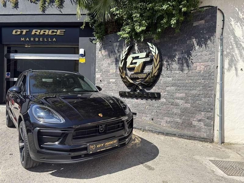 Begagnad Porsche Macan 265 HK (194 kW) 2024 Svart SUV