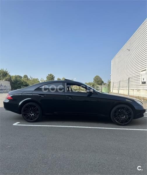 Negro Usado 2006 Mercedes CLS500 Berlina | 7999 € - Imagen 1/4