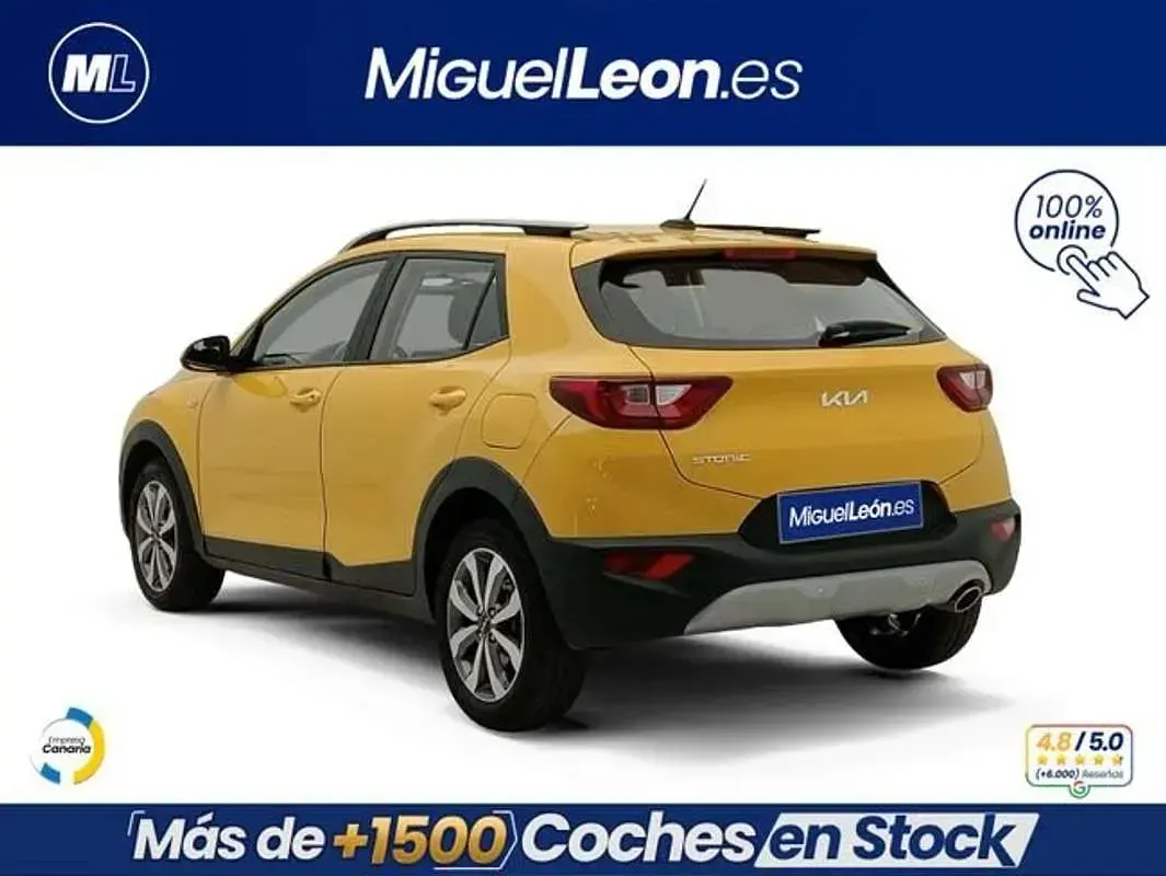 Usado Kia Stonic 101 CV (74 kW) 2023 Amarillo SUV