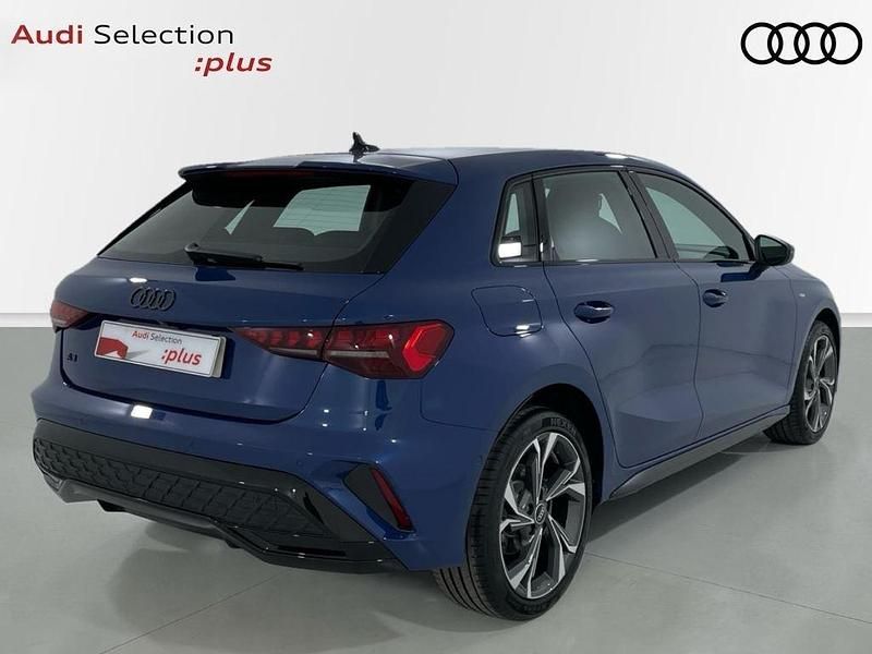 Nuevo Audi A3 e-tron S-Line 204 CV (150 kW) 2025 Azul Utilitario