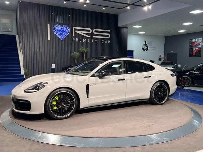 Usado Porsche Panamera 4S 560 CV (411 kW) 2023 Gris / plata Berlina