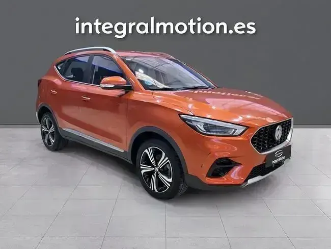 Usado MG ZS Comfort 106 CV (77 kW) 2023 Naranja SUV