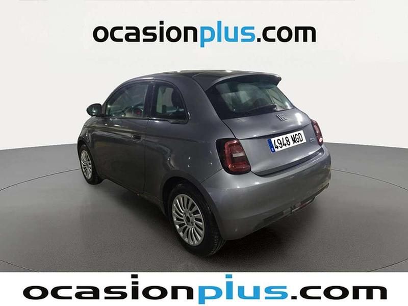 Usado Fiat 500e 86 kW (118 CV) 2023 Gris Utilitario