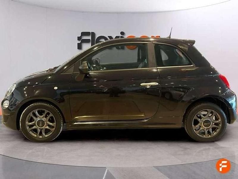 Usado Fiat 500 Club 71 CV (52 kW) 2022 Negro Berlina