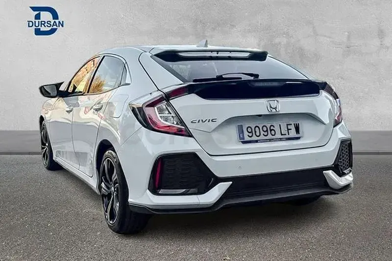 Usado Honda Civic Elegance 126 CV (92 kW) 2020 Blanco Berlina