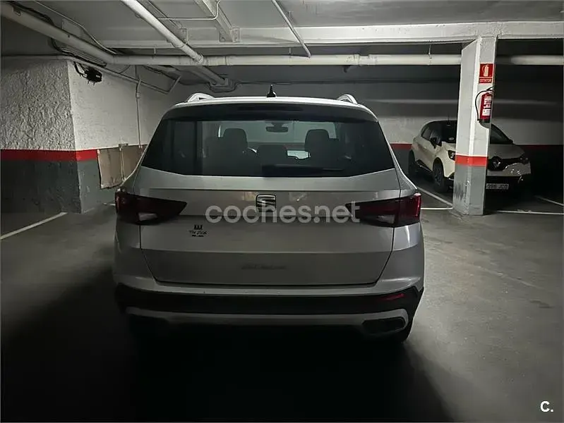 Usado Seat Ateca Style 150 CV (110 kW) 2023 Gris / plata SUV