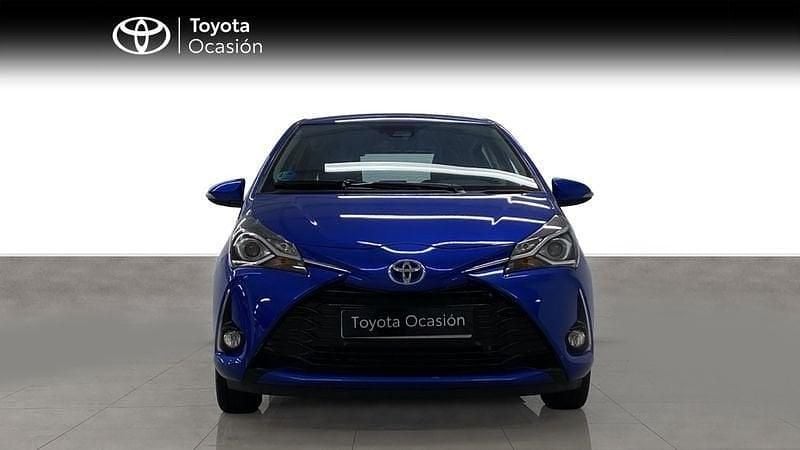Usado Toyota Yaris Active 100 CV (73 kW) 2019 Azul