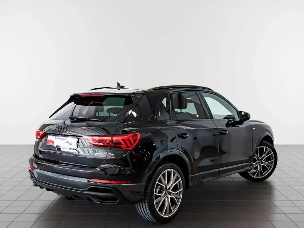 Usado Audi Q3 Ambiente 150 CV (110 kW) 2024 Negro SUV