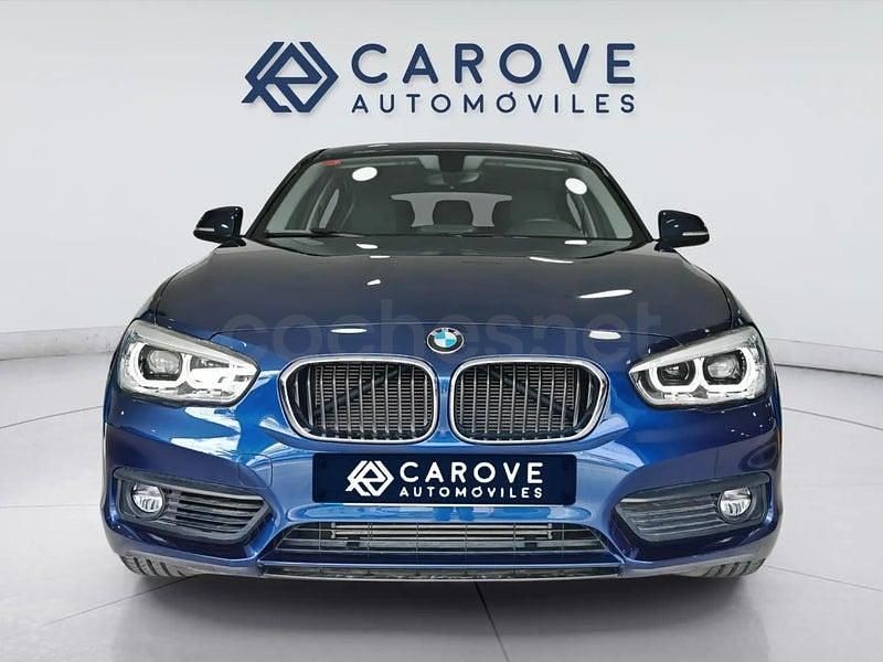 Usado BMW 118 136 CV (100 kW) 2019 Violeta / lila Utilitario