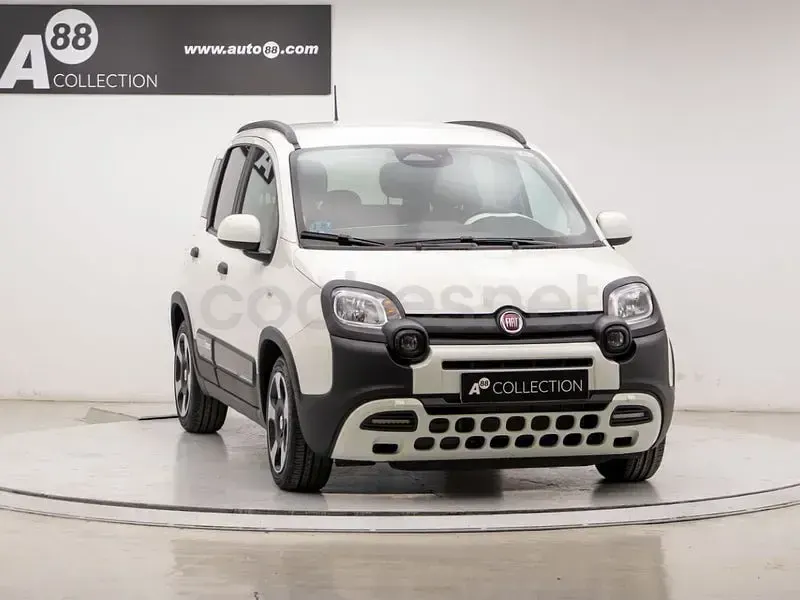 Usado Fiat Panda Cross Cross 65 CV (47 kW) 2025 Blanco Utilitario