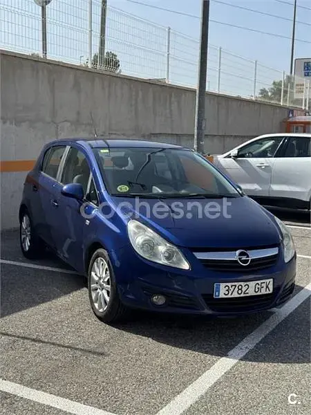 Usado Opel Corsa Cosmo 90 CV (66 kW) 2008 Azul Utilitario