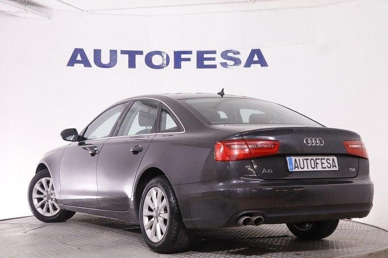 Usado Audi A6 177 CV (130 kW) 2014 Negro Berlina